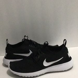 Nike rushing sneakers women size 10 color black